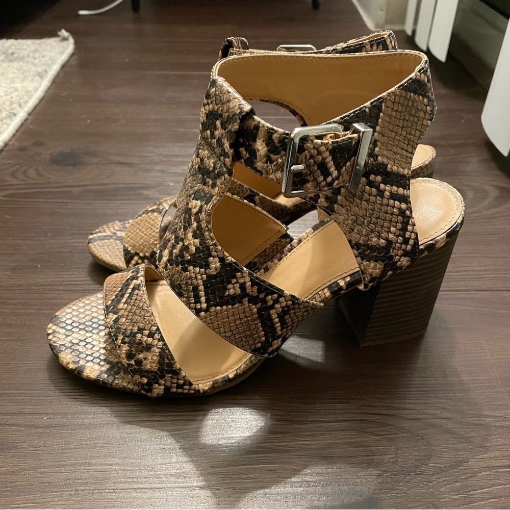 Express Wedges
